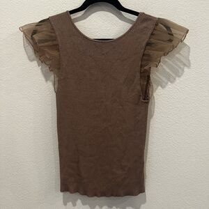 Anthropologie Ruffle Tulle  Sleeve Ribbed Top Sz M Balletcore Femenine Chic Date